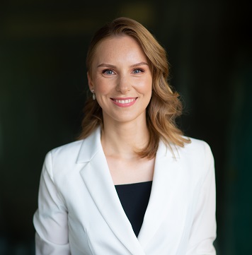 Dr. Olga Stangej - Associate Dr. Olga Stangej
